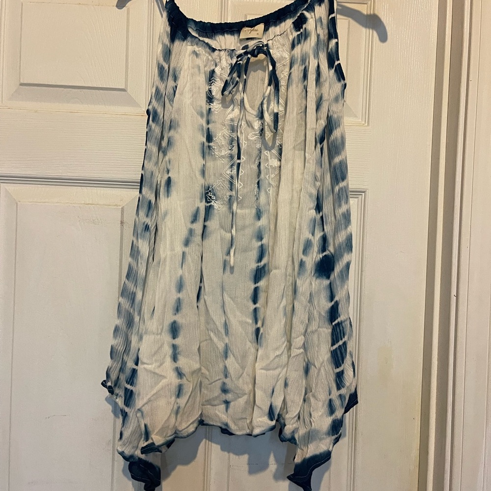 Spaghetti strapped tie dyed boutique blouse